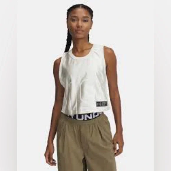 NWT: UA Zone Pro Satin White Tank Top🍁 - Picture 12 of 12